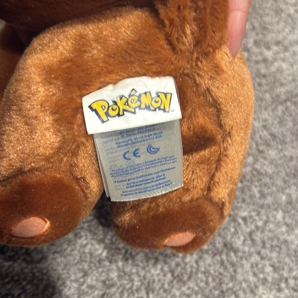 Pokemon Eevee Build-A-Bear Workshop Exclusive Brown and Cream Plush Toy - Picture 7 of 8